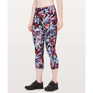 Lululemon Speed Up Crop Lush Lillies Multi #W6AL4S Luxtreme Run Gym